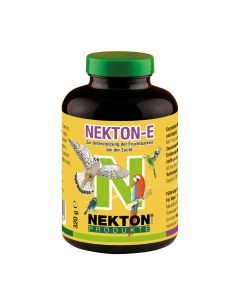 für €22,27 / Nekton-E / 320gr Préparation à base de vitamine E pour les oiseaux et reptiles reproducteurs